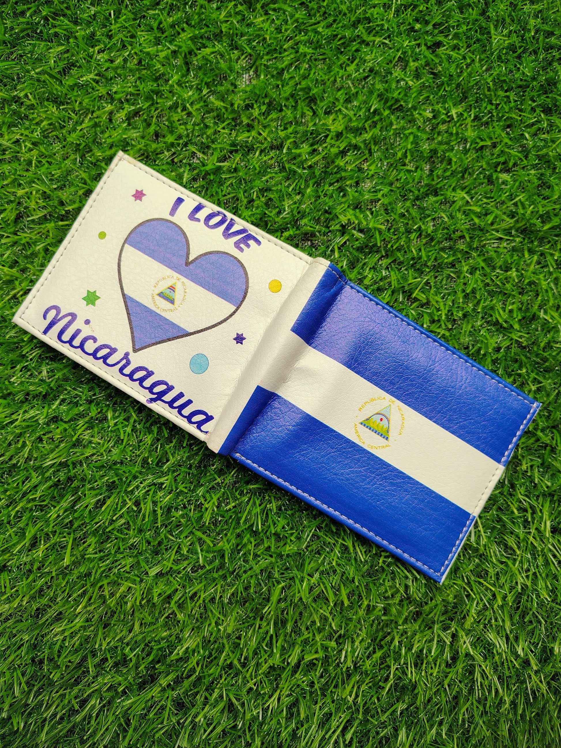 Nicaragua Flag Print Bifold Wallet