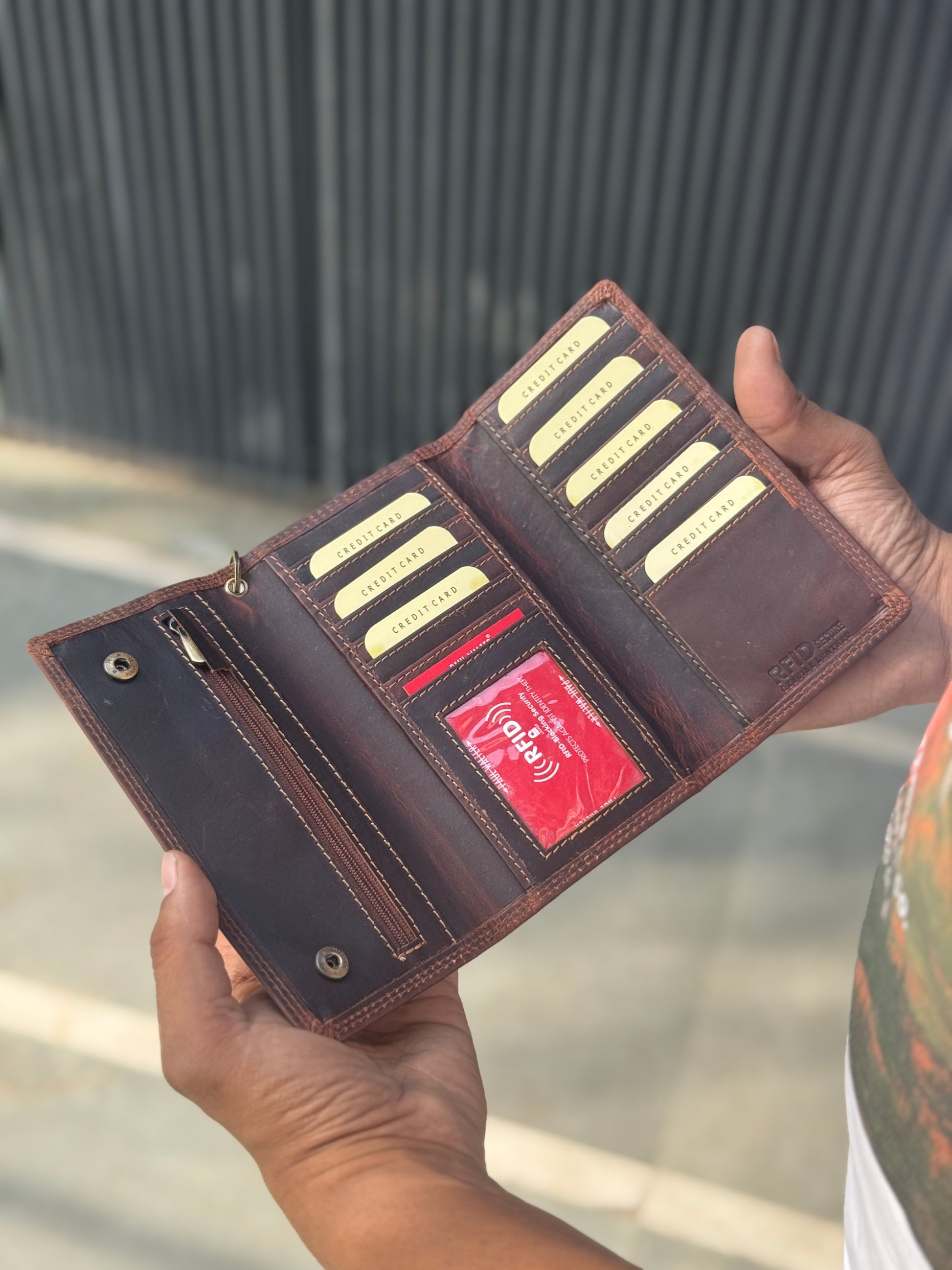 Vintage Hunter Leather Trifold Biker Wallet