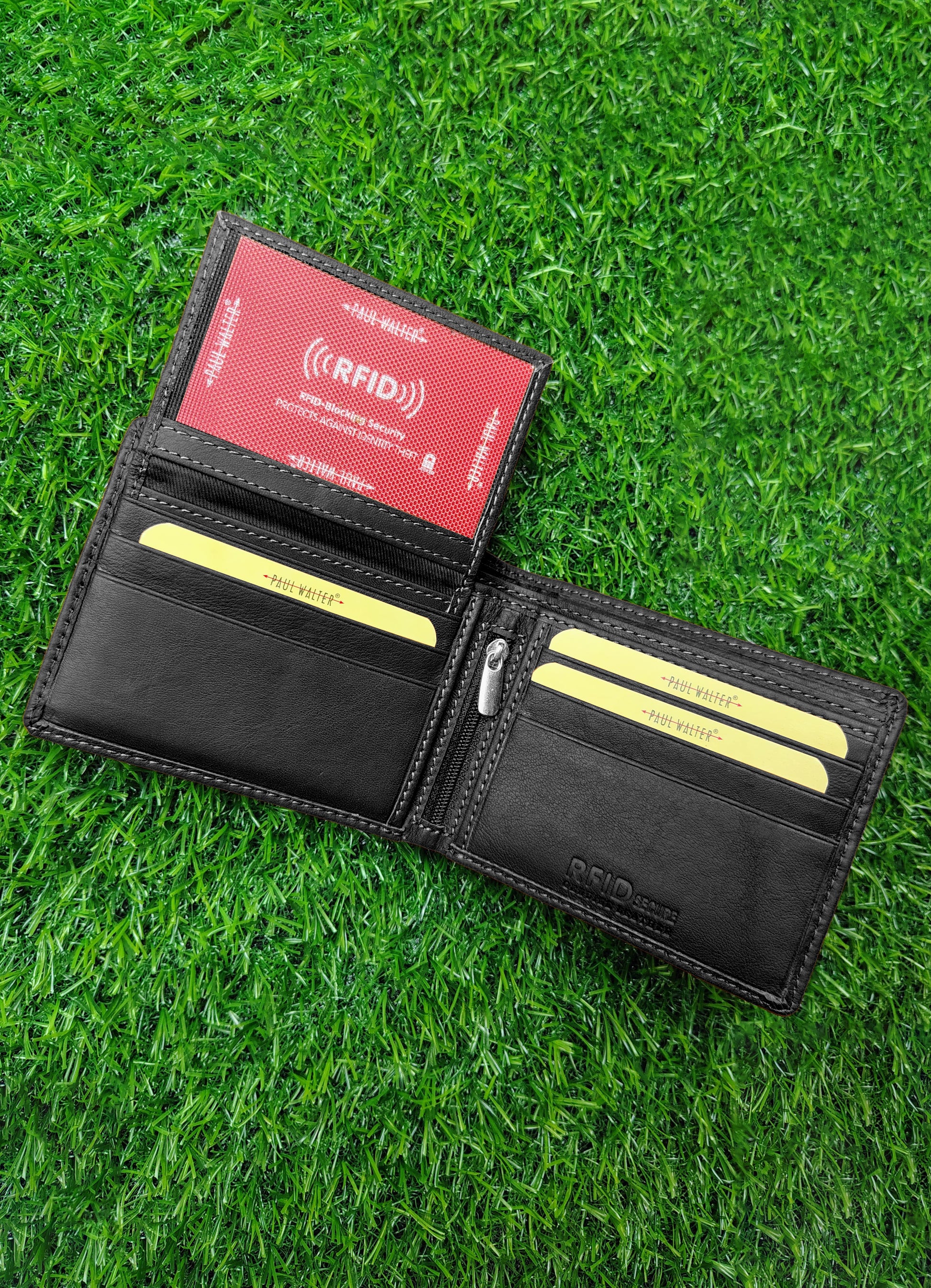 Bifold Wallet with Middle Zipper Pocket