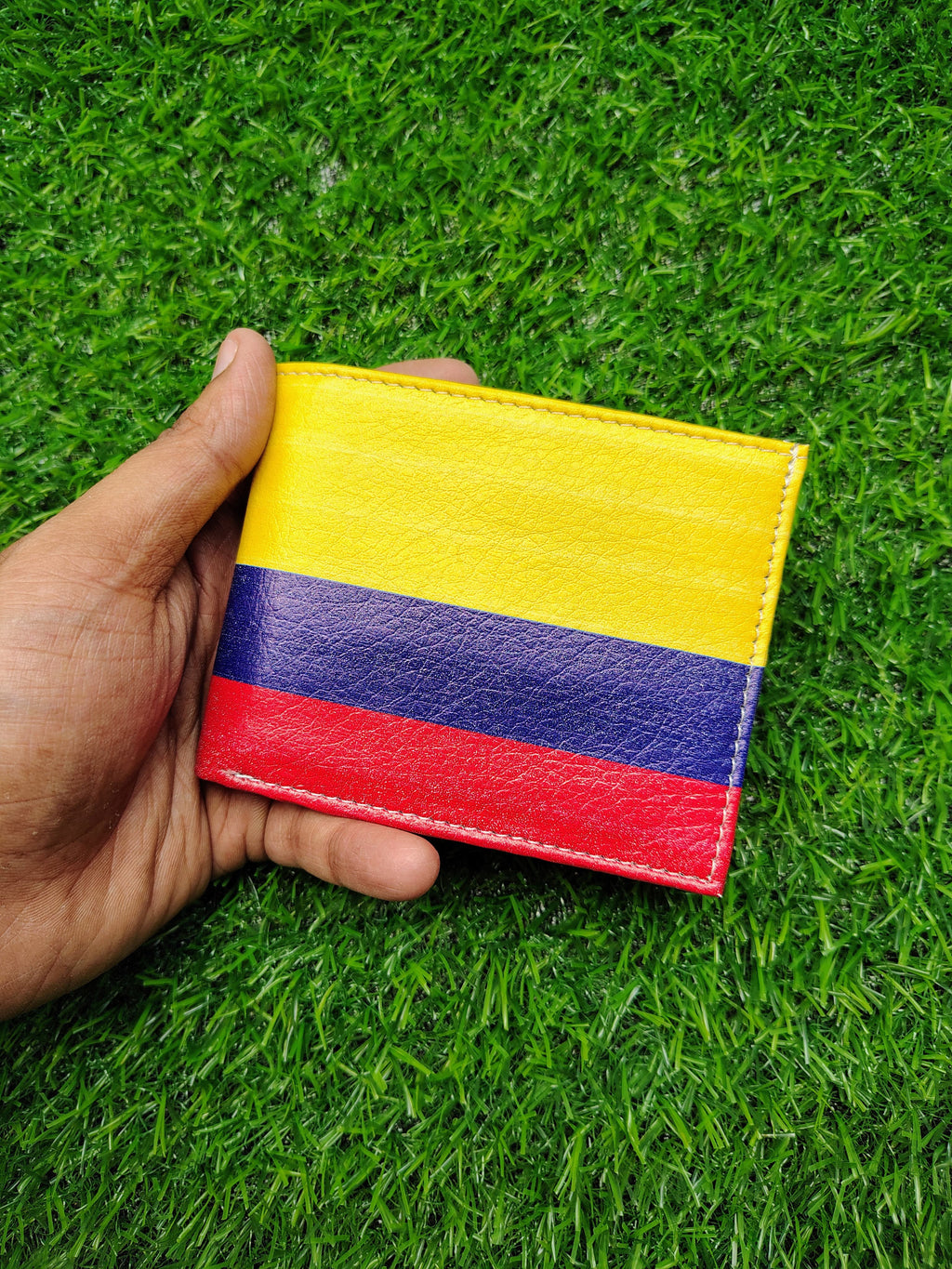 Columbia Flag Print Bifold Wallet