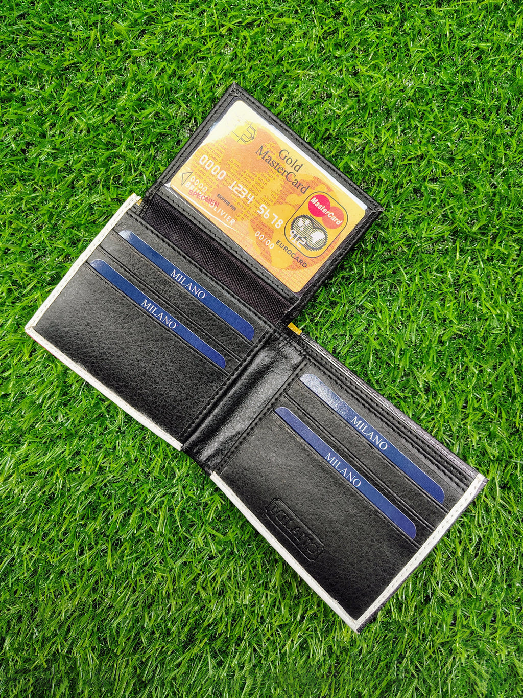 Columbia Flag Print Bifold Wallet