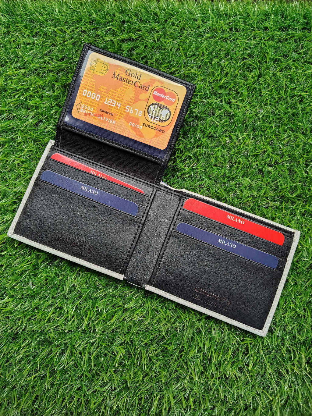 Marijuana Leaf Print Bifold Wallet